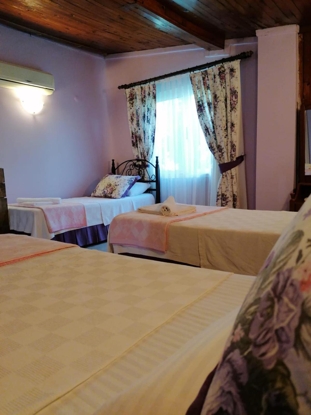 Maviev Otel Кешме Номер фото