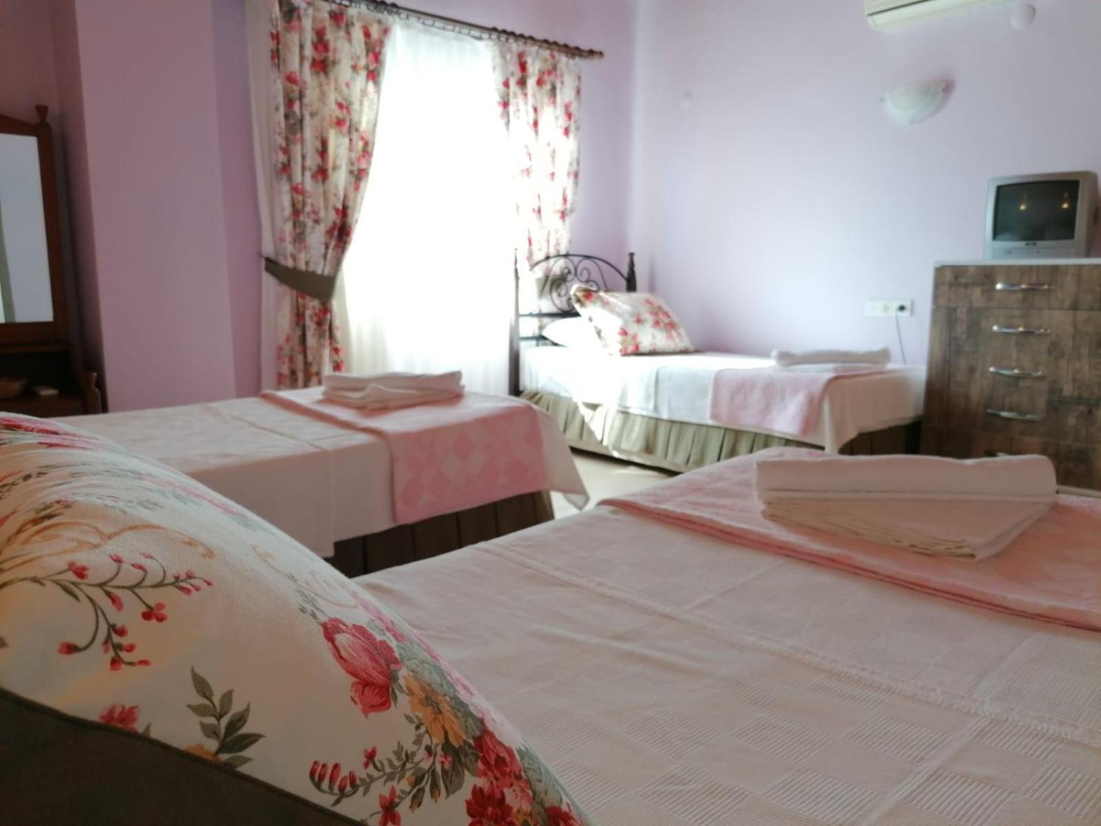 Maviev Otel Кешме Номер фото